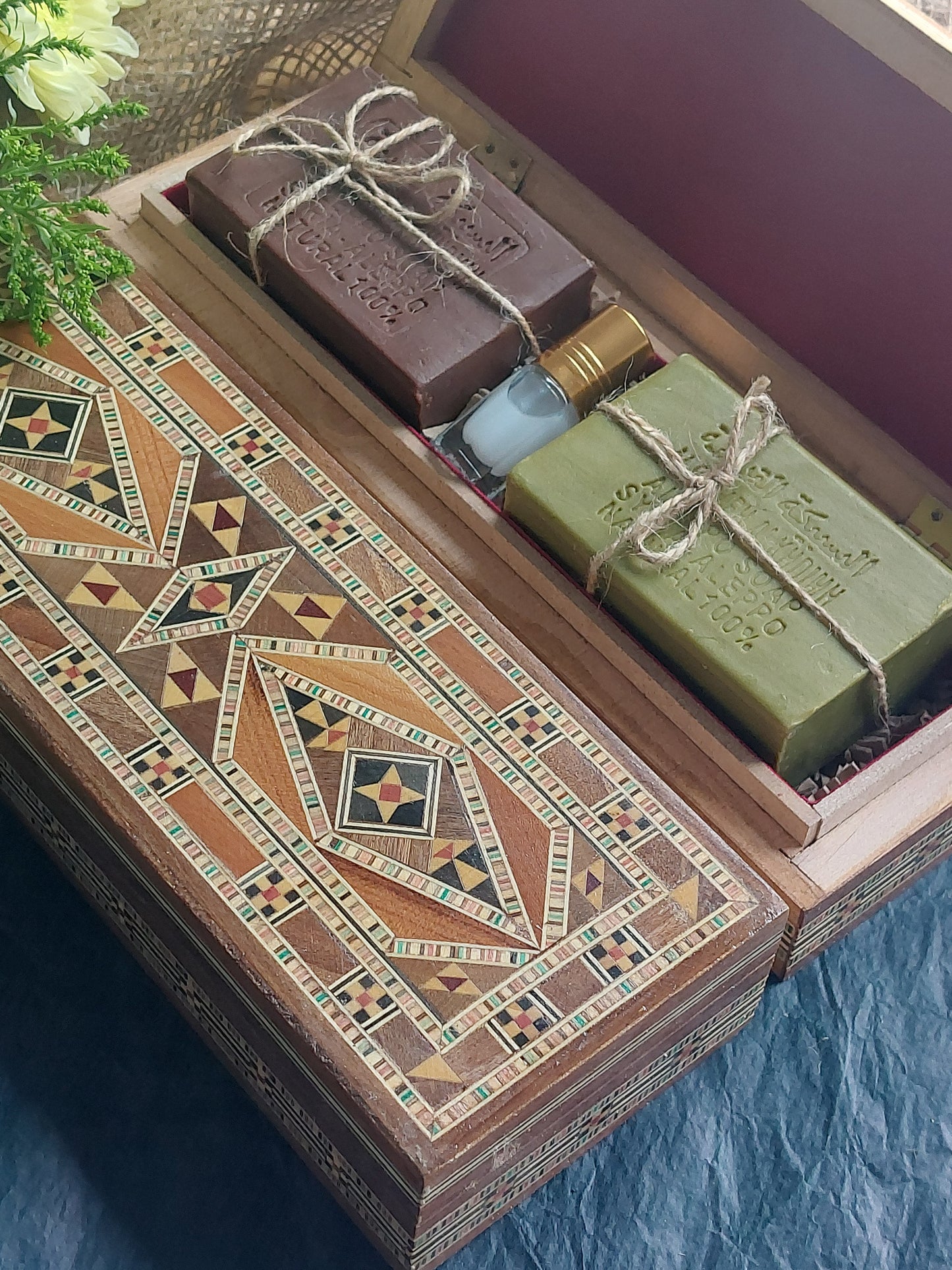 Luxurious Oriental Gift Set