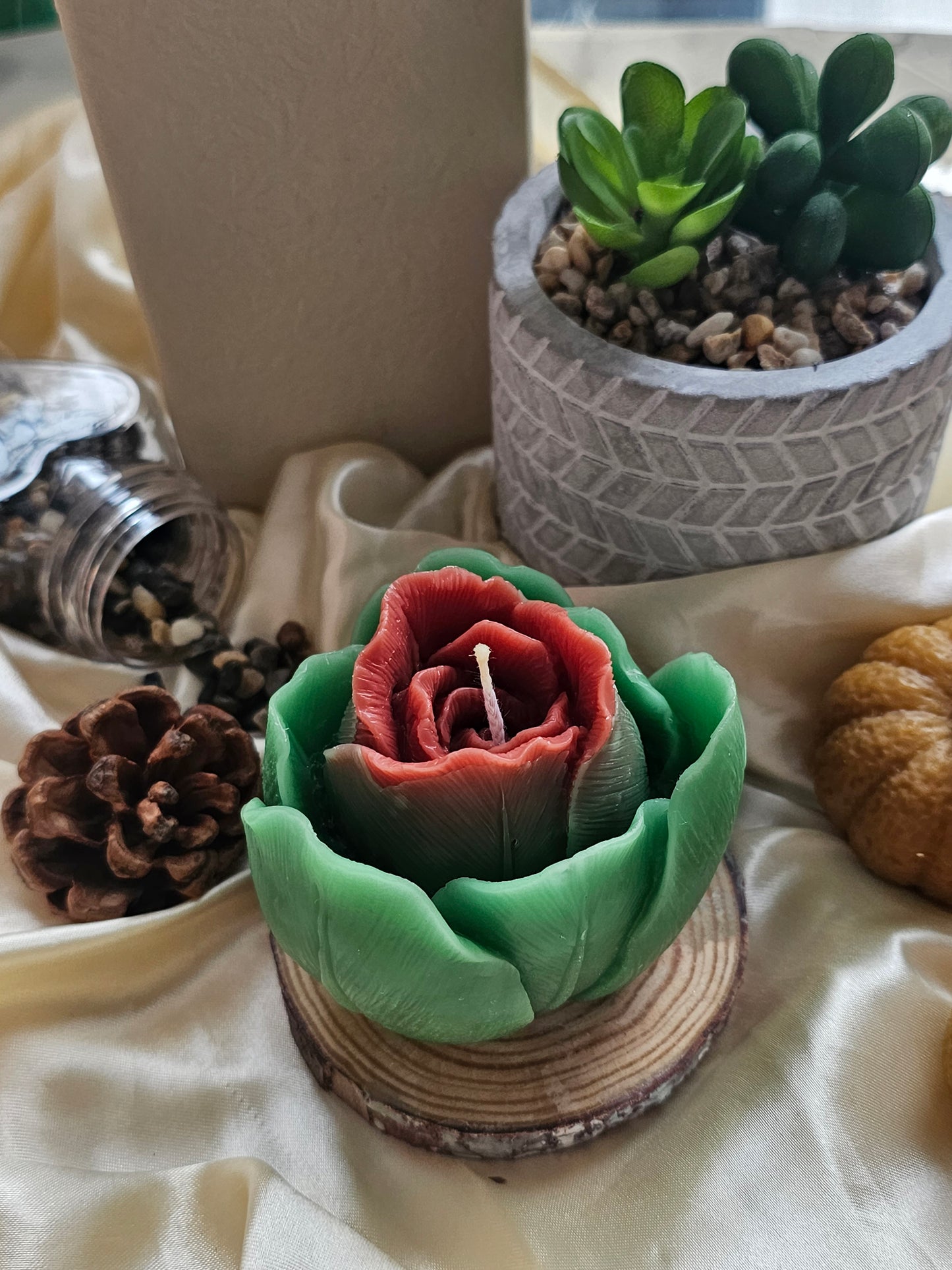 Rose beeswax candle 🌹