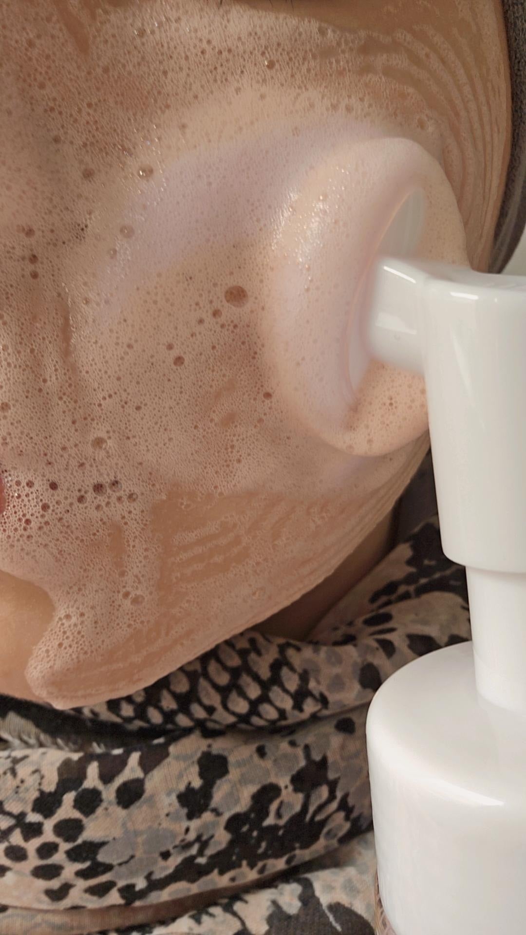 Foaming Facial Cleanser 🫧