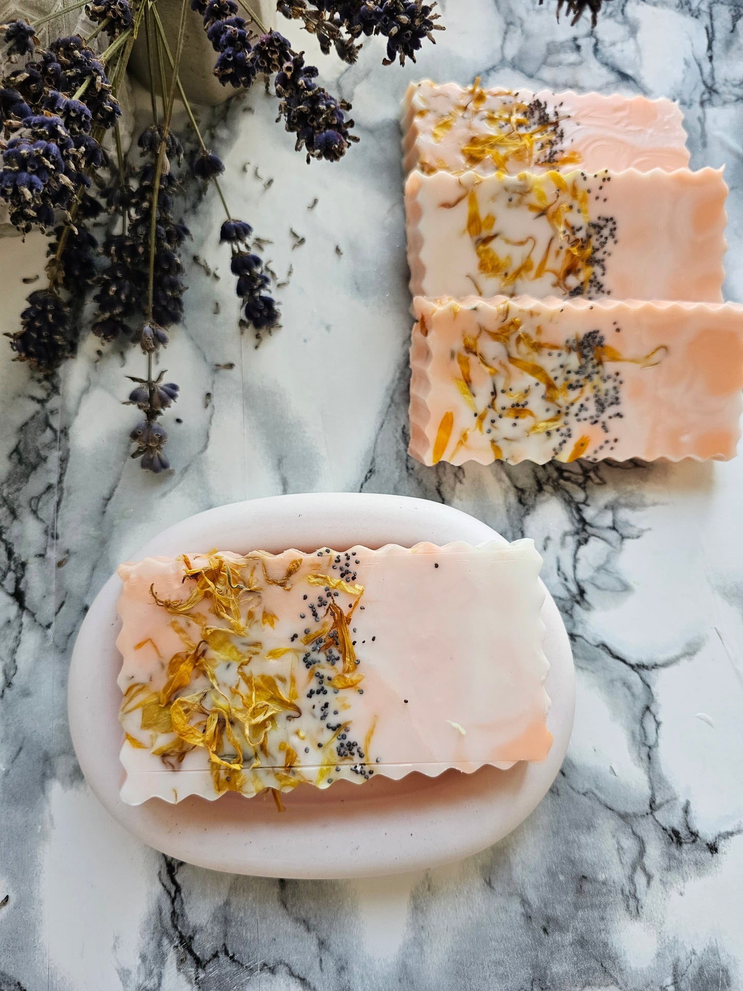 Warm cinnamon & Camomile Soap