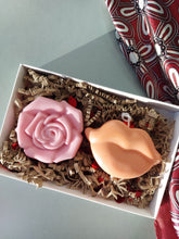 Load image into Gallery viewer, Dreamy gift ( soap &amp; candle)
